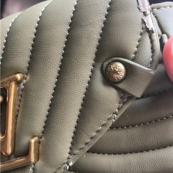 Louis Vuitton Green Quilted Crossbody Bag - Picture 10 of 13